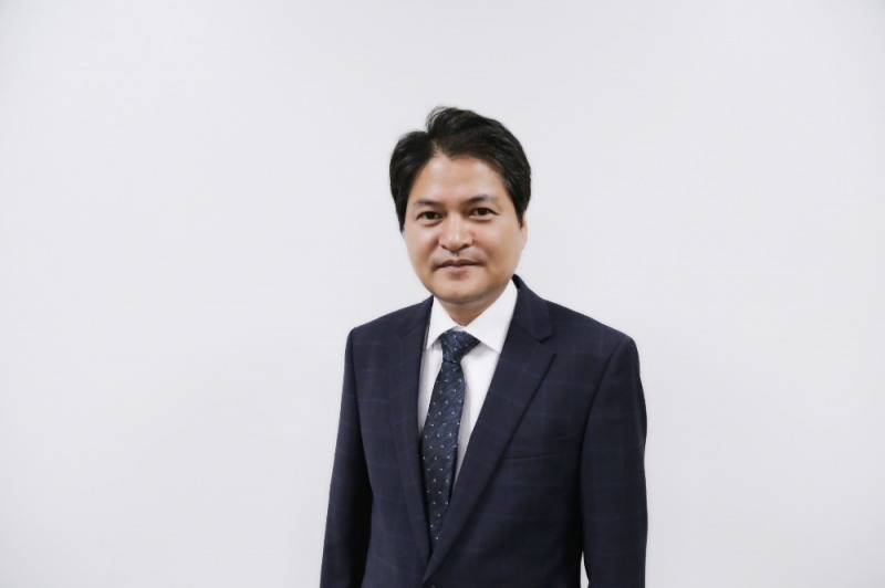 충북청주대영자동차운전학원 대영중장비학원 남덕우 원장, 국회의원 오제세의원 으로부터 교통복지대상 수상