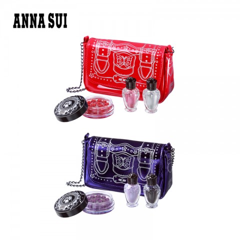 안나수이 코스메틱이 출시하는 2018 홀리데이 컬렉션 중 안나수이 메이크업 코프레 세트 I