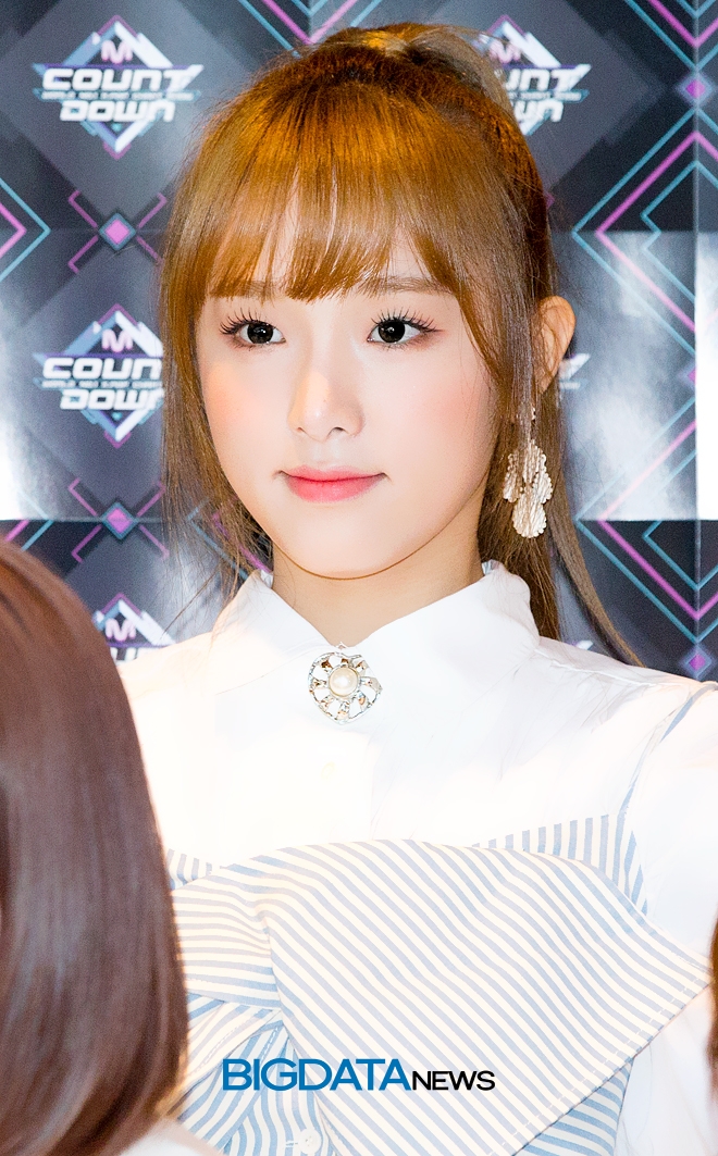 아이즈원 최예나, Mnet '엠카운트다운' 생방송 현장