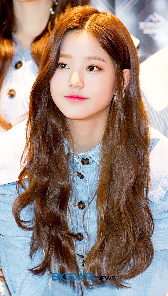 아이즈원 장원영, Mnet '엠카운트다운' 생방송 현장