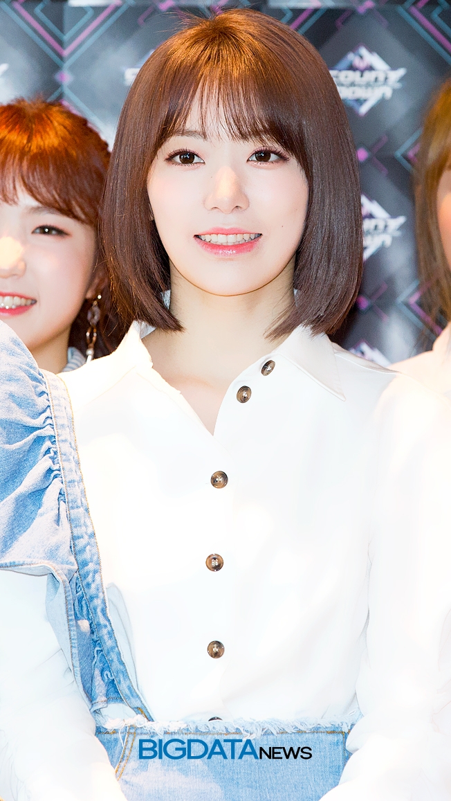 아이즈원 미야와키 사쿠라, Mnet '엠카운트다운' 생방송 현장