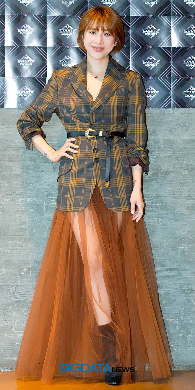 서인영, Mnet '엠카운트다운' 생방송 현장