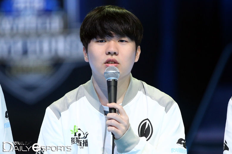 인빅터스 게이밍의 미드 라이너 '루키' 송의진.