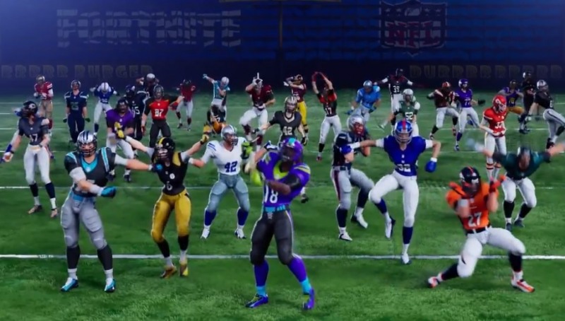 NFL 유니폼을 입고 춤추는 포트나이트 캐릭터들(사진=포트나이트 영상 캡처).