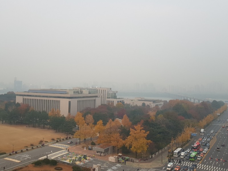 (사진=6일 오후 5시 서강대교를 바라본 모습./독자 제공)