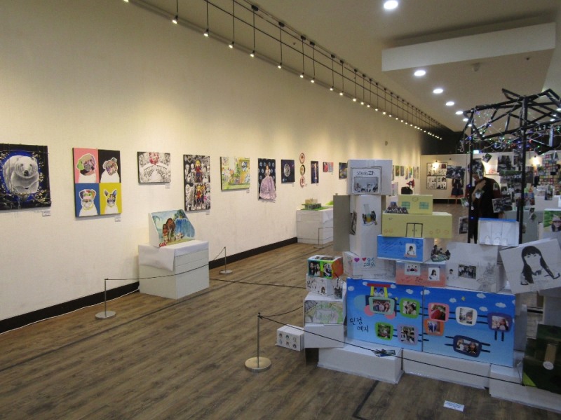 성당중학교, 미술중점학급 졸업작품전 개최