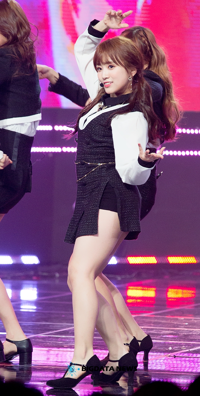 아이즈원 야부키 나코, MBC MUSIC '쇼 챔피언' 생방송 현장