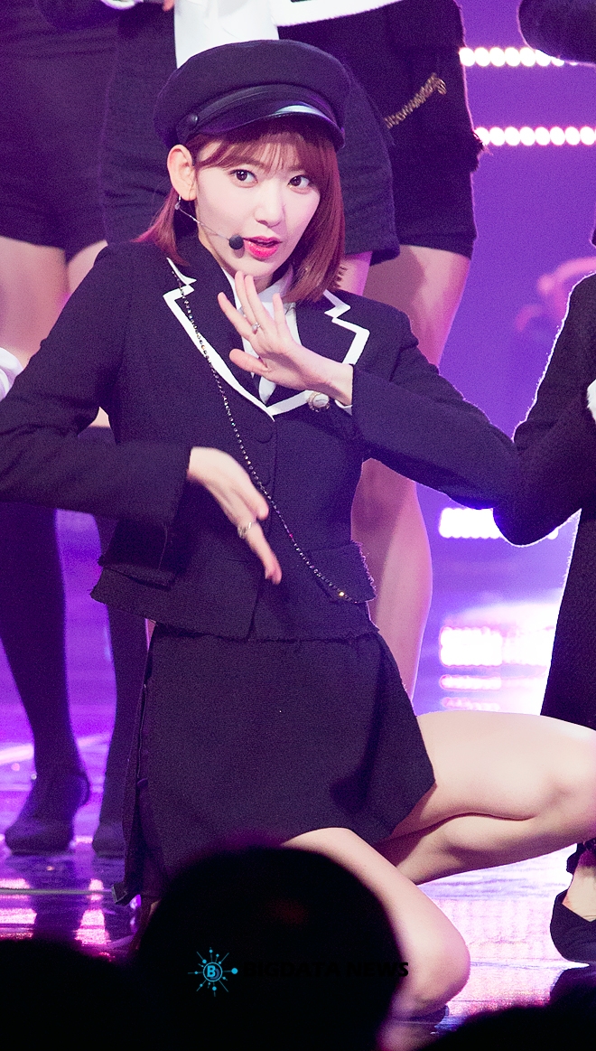 아이즈원 미야와키 사쿠라, MBC MUSIC '쇼 챔피언' 생방송 현장