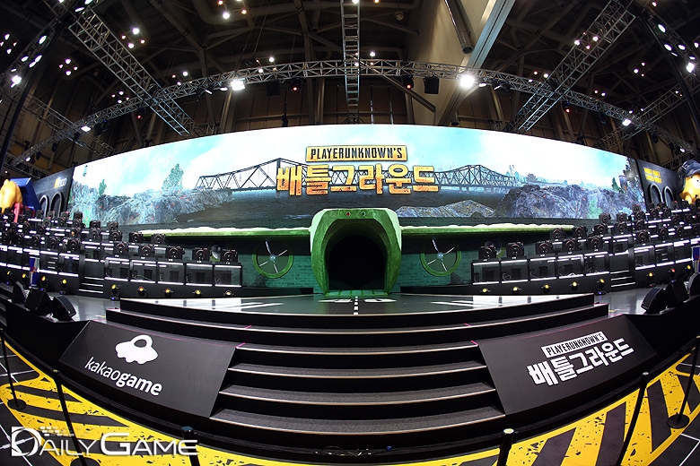 '오늘은 치킨이닭!' 배틀그라운드 앞세운 카카오게임즈 부스 현장스케치