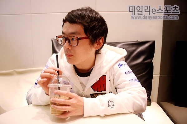 액토즈, '훈' 김남훈 감독으로 영입하며 LoL팀 창단