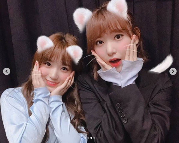 걸그룹 아이즈원 야부키 나코와 미야와키 사쿠라