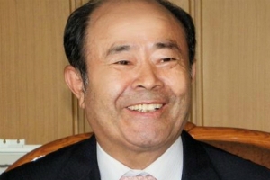 (사진= 정창선 중흥건설 회장이 기업 이익을 지역사회에 환원한다는 차원에서 중흥장학회를 설립했다)