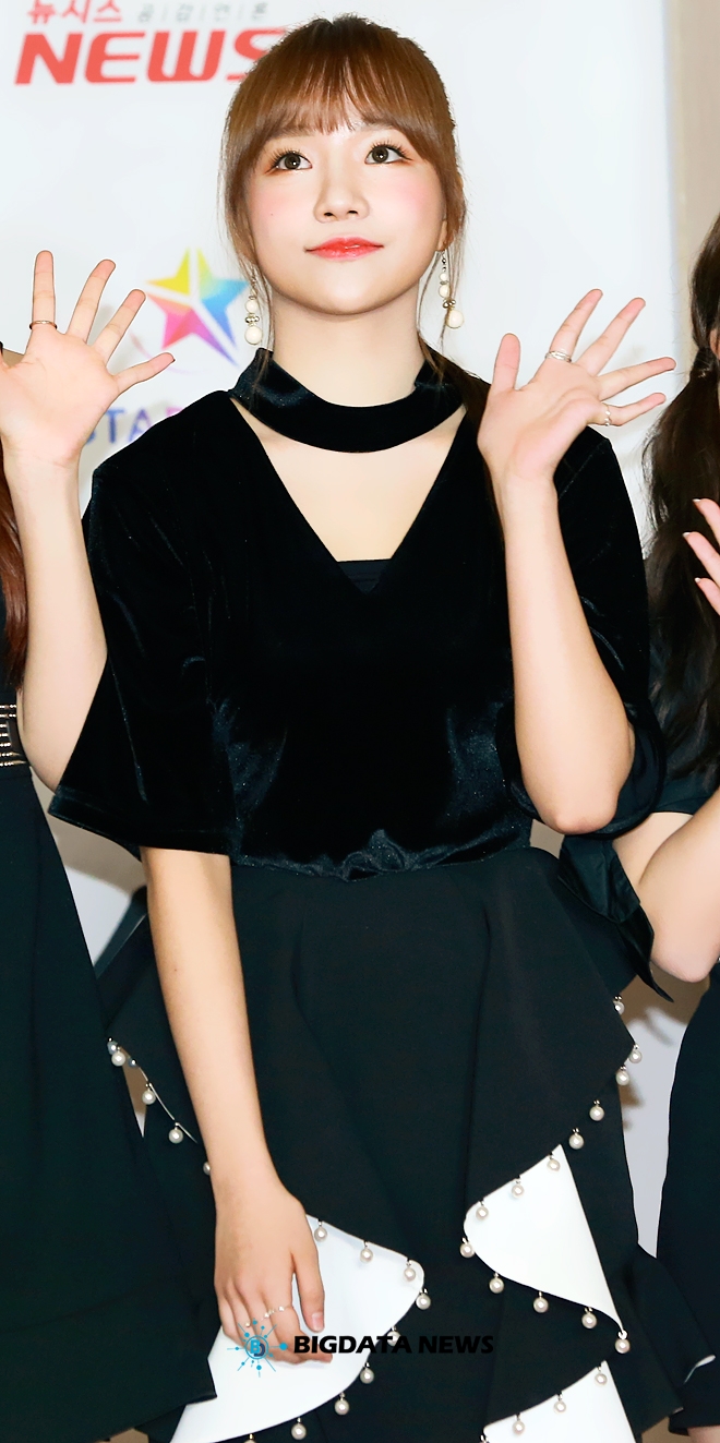 아이즈원 조유리, '2018 Asia Artist Awards' 레드카펫 현장