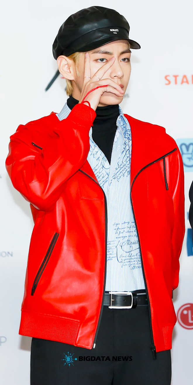 방탄소년단 뷔, '2018 Asia Artist Awards' 레드카펫 현장