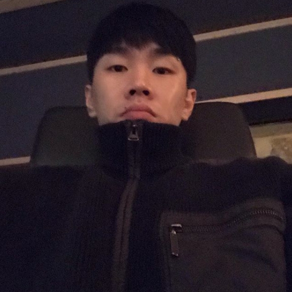 가수 엘로