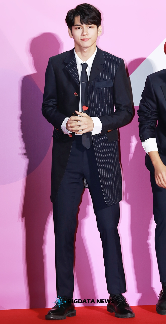 워너원 옹성우, '2018 멜론뮤직어워드'의 레드카펫 및 포토월 행사 현장