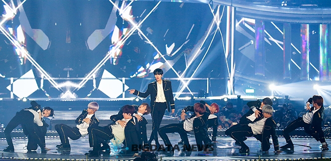 워너원, '2018 멜론뮤직어워드' 현장