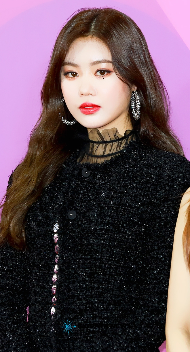 (여자)아이들 수진, '2018 멜론뮤직어워드'의 레드카펫 및 포토월 행사 현장