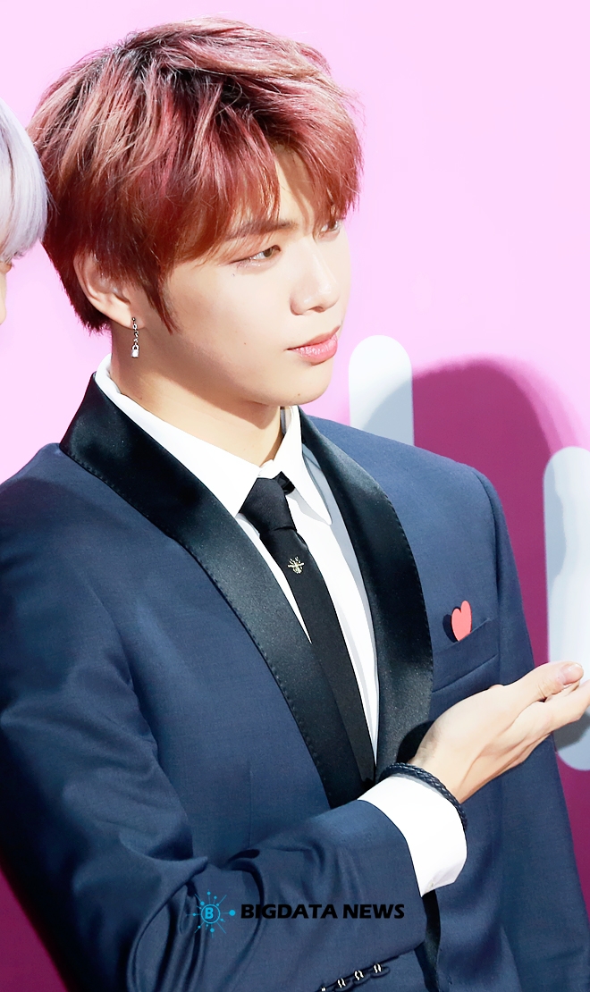 워너원 강다니엘, '2018 멜론뮤직어워드'의 레드카펫 및 포토월 행사 현장