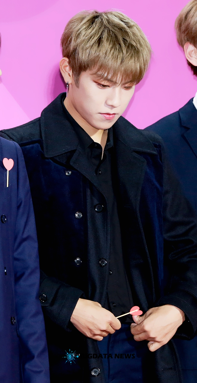 워너원 박우진, '2018 멜론뮤직어워드'의 레드카펫 및 포토월 행사 현장