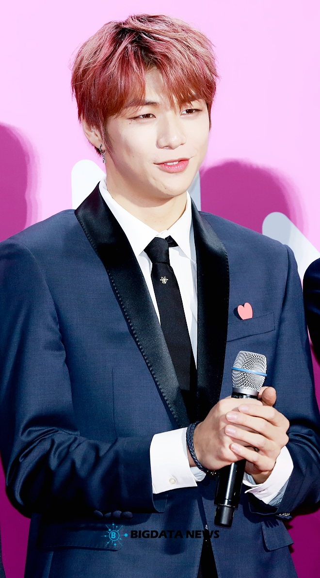 워너원 강다니엘, '2018 멜론뮤직어워드'의 레드카펫 및 포토월 행사 현장