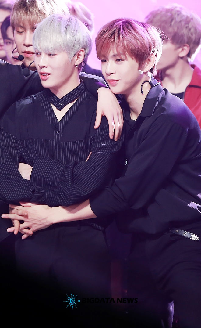 워너원 하성운-강다니엘, MBC MUSIC '쇼 챔피언' 생방송 현장