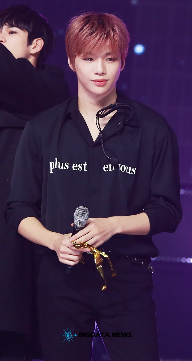 워너원 강다니엘, MBC MUSIC '쇼 챔피언' 생방송 현장