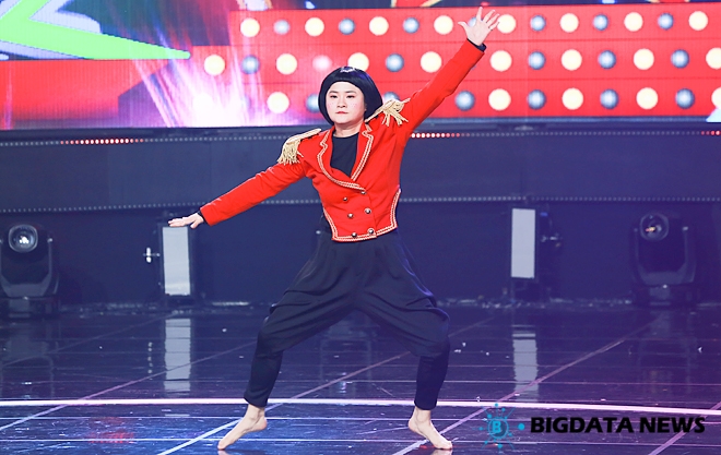 셀럽파이브 김신영, MBC MUSIC '쇼 챔피언' 생방송 현장