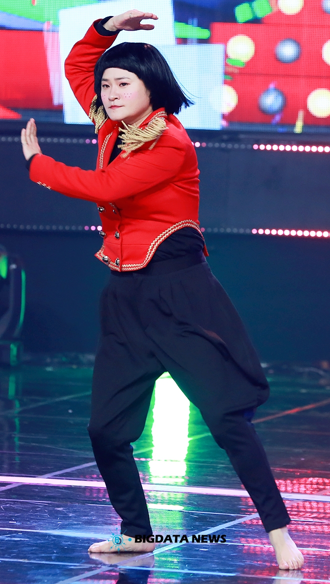 셀럽파이브 김신영, MBC MUSIC '쇼 챔피언' 생방송 현장