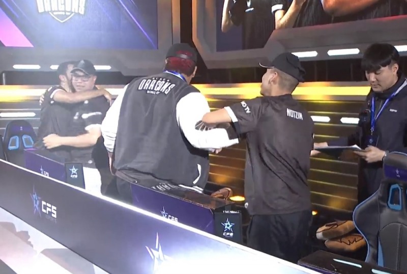 중국 칭지우 e스포츠 클럽을 격파한 브라질 블랙 드래곤즈 e스포츠(사진=유튜브 생중계 캡처).