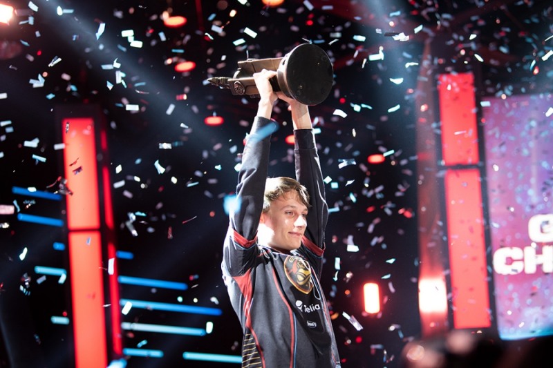스타크래프트2 월드 챔피언십 시리즈 글로벌 파이널 우승자인 'Serral' 주나 소탈라(사진=블리자드 엔터테인먼트 제공).