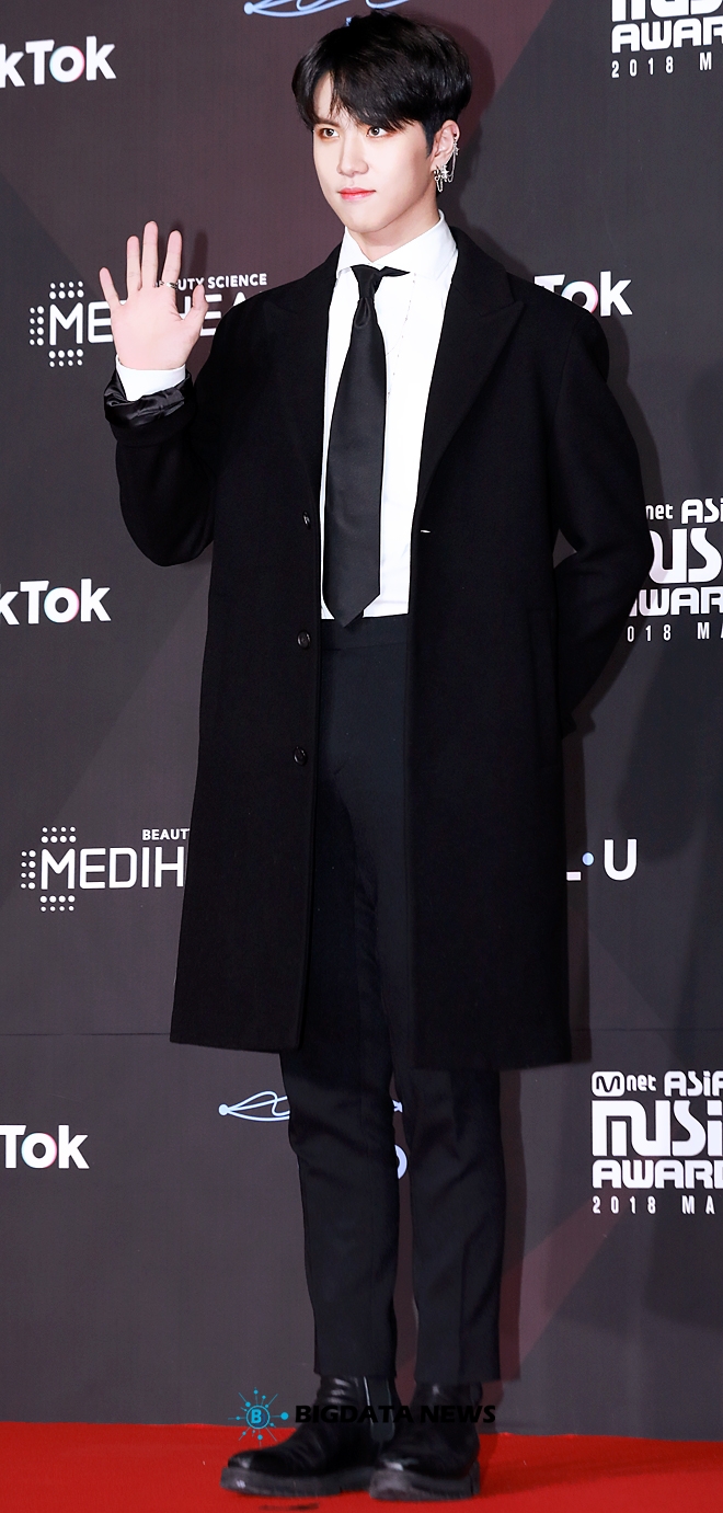 김동한, '2018 MAMA PREMIERE in KOREA' 레드카펫 및 포토월 현장