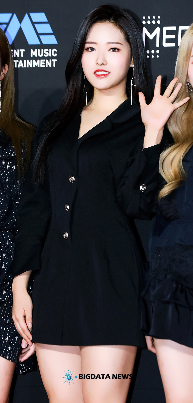 이달의 소녀 올리비아 혜, '2018 MAMA PREMIERE in KOREA' 레드카펫 및 포토월 현장