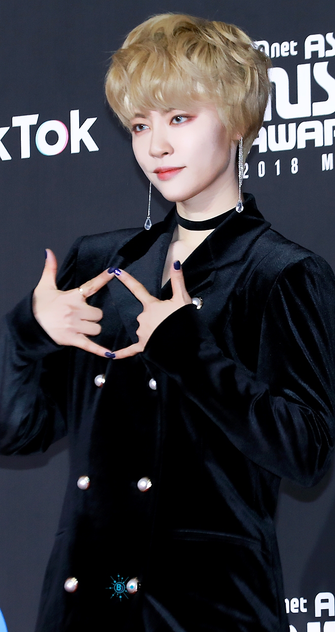 공원소녀 미야, '2018 MAMA PREMIERE in KOREA' 레드카펫 및 포토월 현장