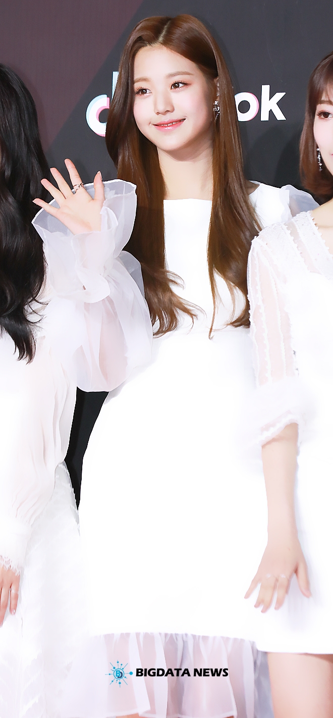 아이즈원 장원영, '2018 MAMA PREMIERE in KOREA' 레드카펫 및 포토월 현장