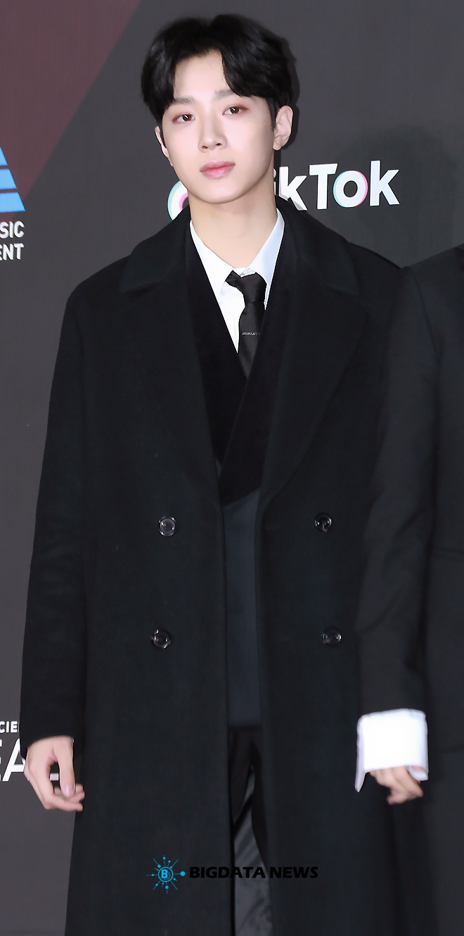 워너원 라이관린, '2018 MAMA PREMIERE in KOREA' 레드카펫 및 포토월 현장