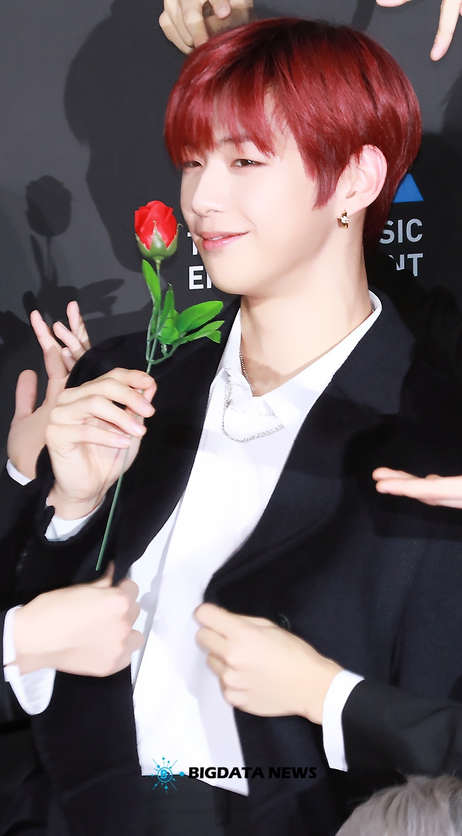 워너원 강다니엘, '2018 MAMA PREMIERE in KOREA' 레드카펫 및 포토월 현장