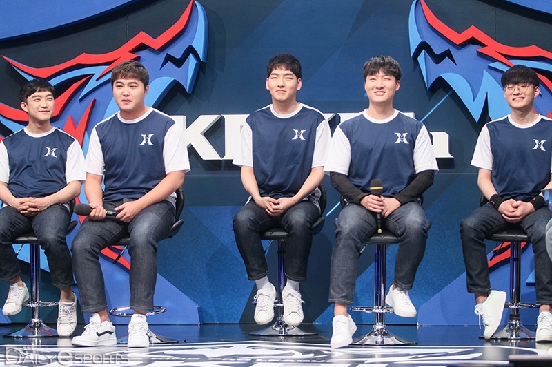 킹존 드래곤X 왕자영요 팀.