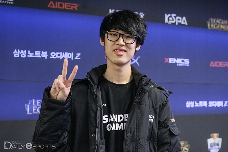 샌드박스 게이밍의 미드 '도브' 김재연.