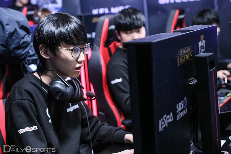 담원 게이밍의 톱 라이너 '너구리' 장하권.