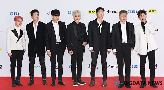 아이콘, 뱀뱀, '2018 SBS 가요대전' 포토월 현장