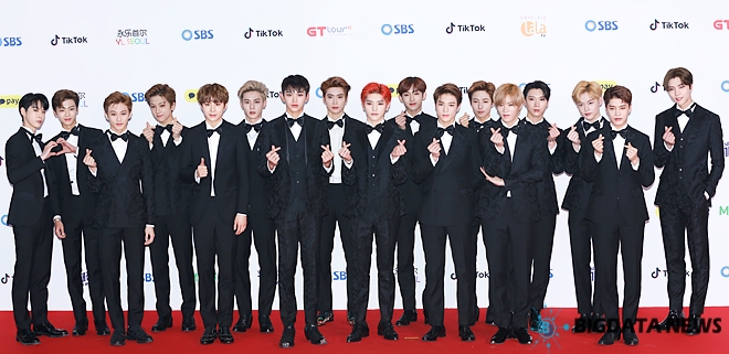 NCT, '2018 SBS 가요대전' 포토월 현장