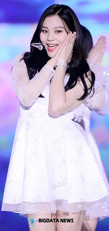 여자친구 엄지, '2018 SBS 가요대전' 현장