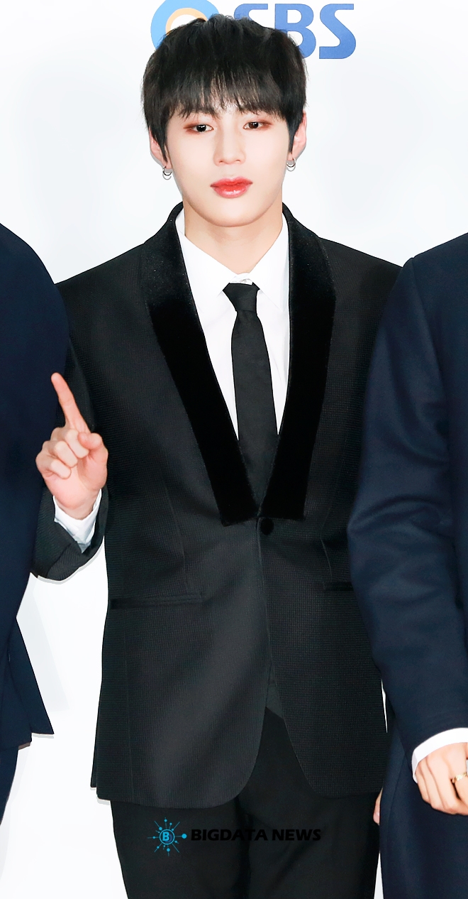 워너원 하성운, '2018 SBS 가요대전' 포토월 현장