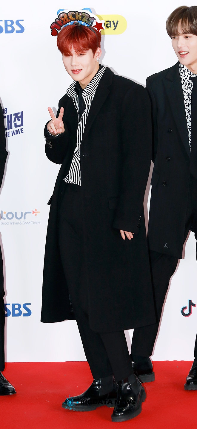 몬스타엑스 주헌, '2018 SBS 가요대전' 포토월 현장