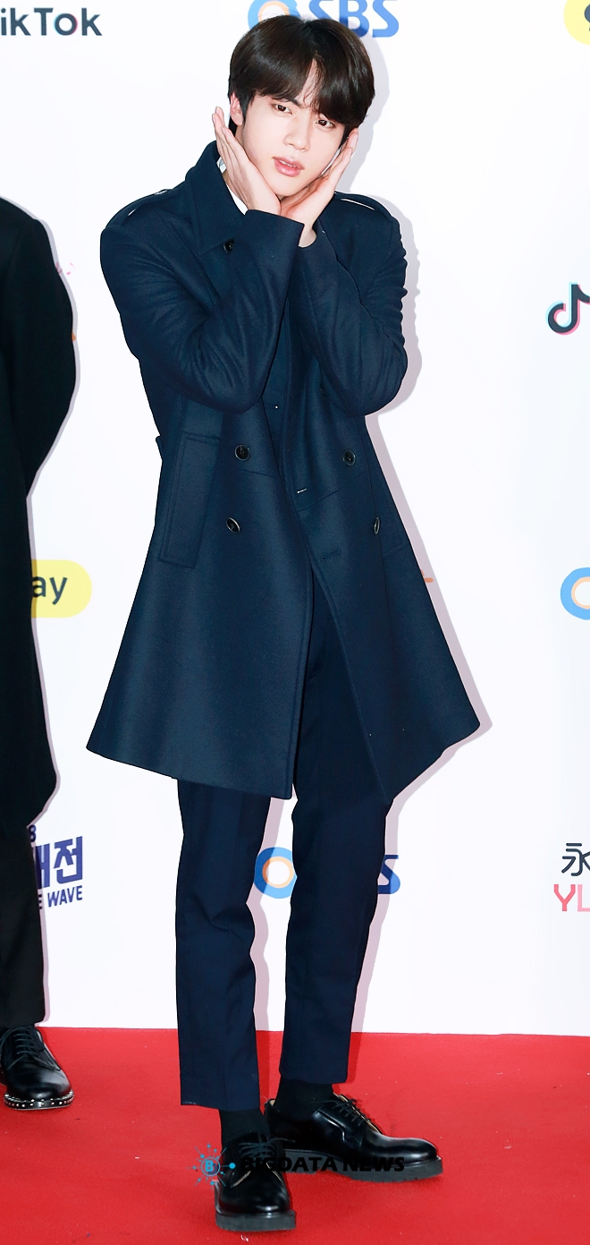 방탄소년단 진, '2018 SBS 가요대전' 포토월 현장