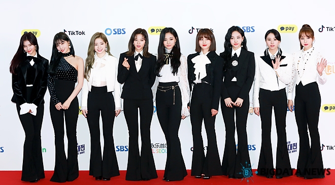 트와이스, '2018 SBS 가요대전' 포토월 현장