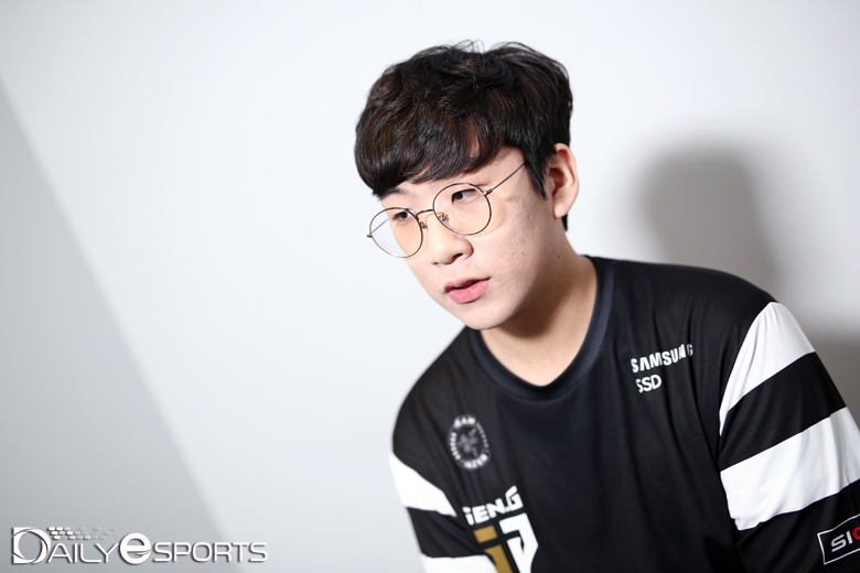 젠지 '룰러' 박재혁 "2018년 아쉬움 떨쳐내겠다"