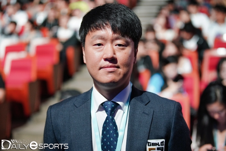 젠지e스포츠 최우범 감독 "코치 역할 배분 통해 팀 운영 효율 높이겠다"
