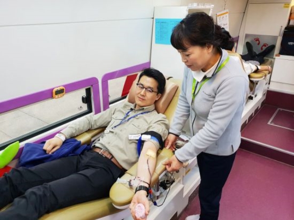 현대로템, 겨울철 혈액수급 위해 '사랑의 헌혈' 캠페인 실시